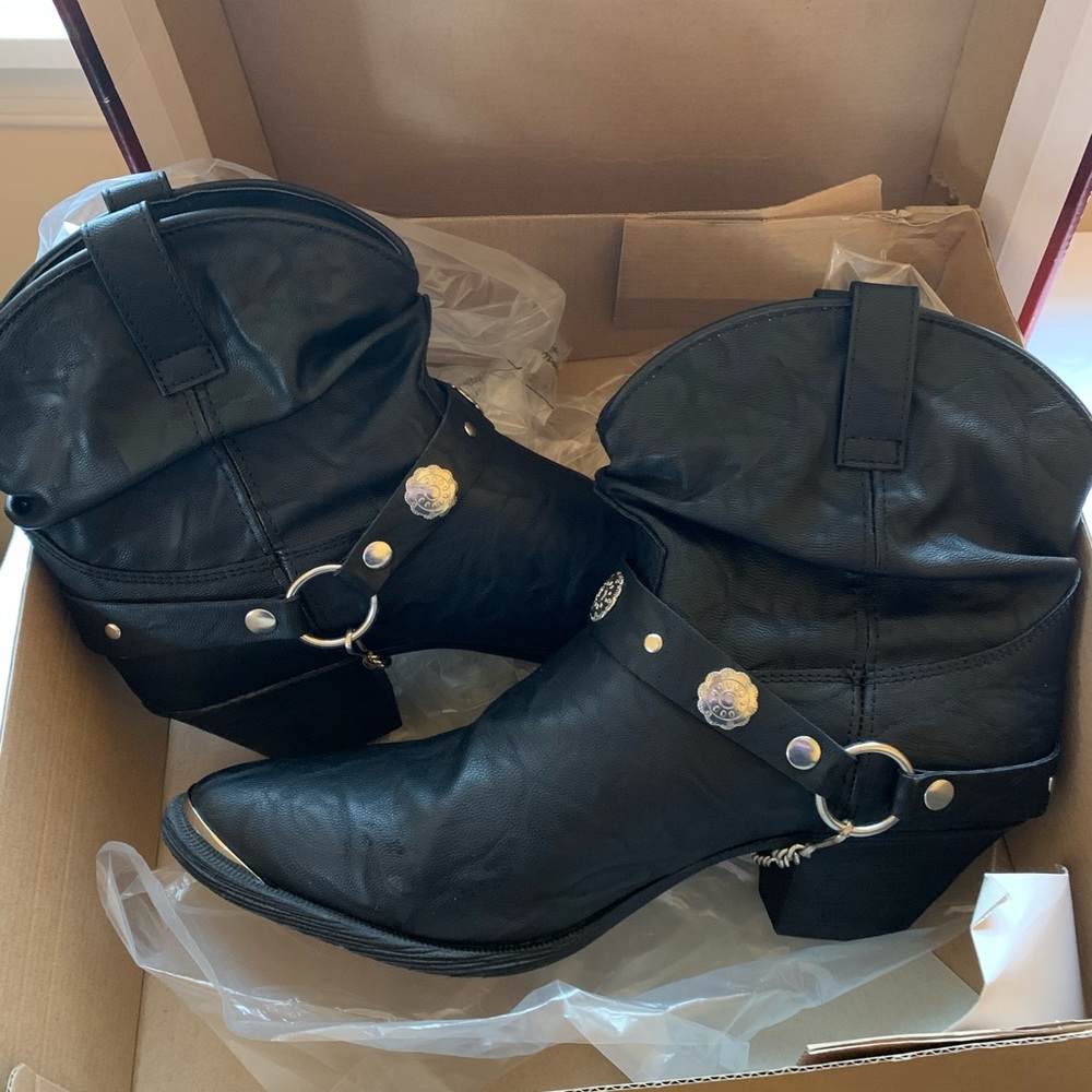 Dingo boots